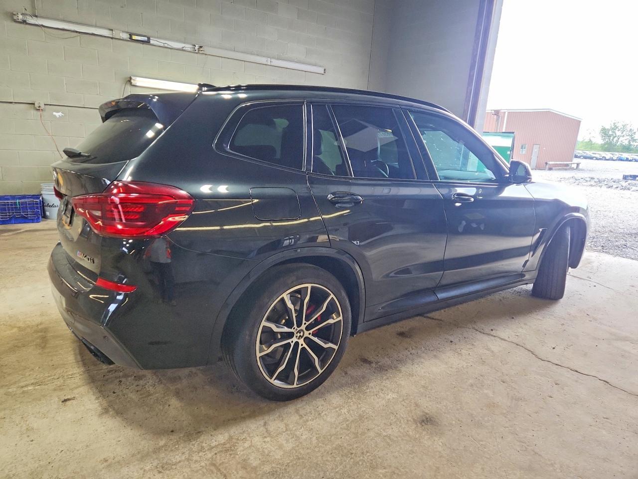 2021 BMW X3 xDrivem40I - zdjęcie 3
