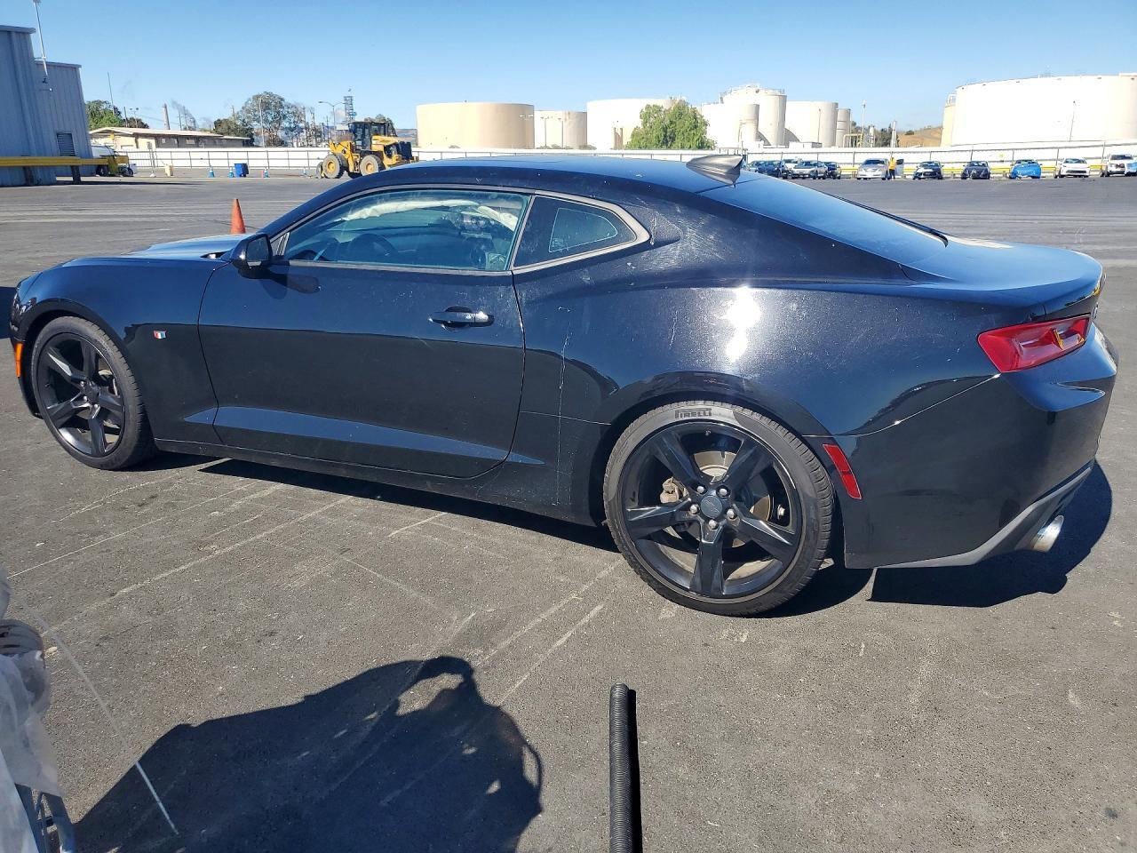 2018 Chevrolet Camaro Lt - zdjęcie 2