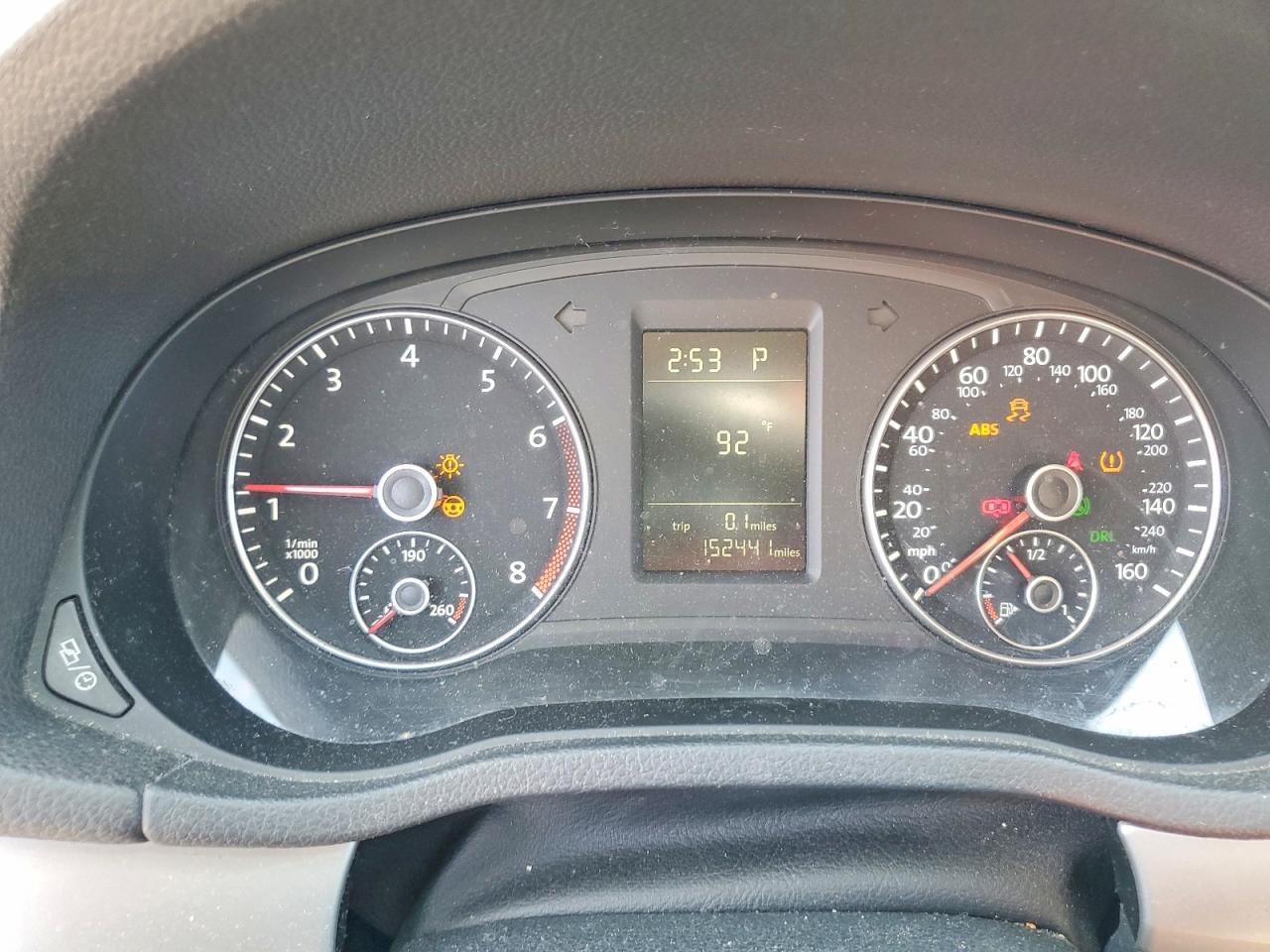 2015 Volkswagen Passat S - zdjęcie 9