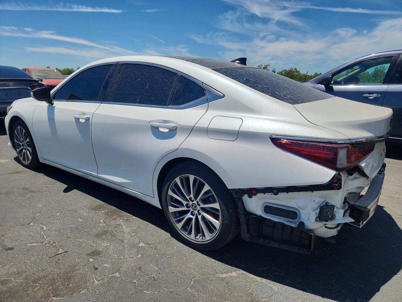 2020 Lexus Es 350 - zdjęcie 2