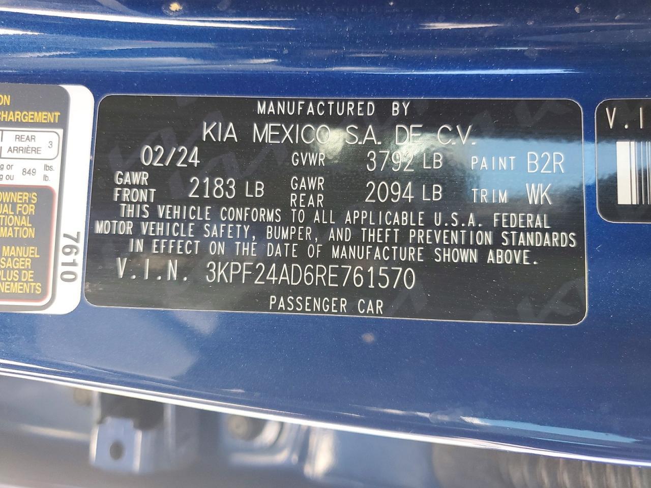 2024 Kia Forte Lxs - zdjęcie 12