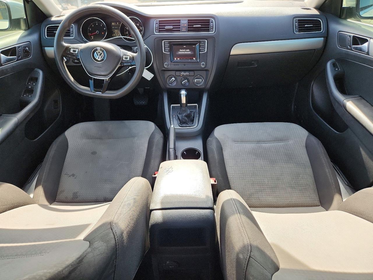 2017 Volkswagen Jetta S - zdjęcie 8