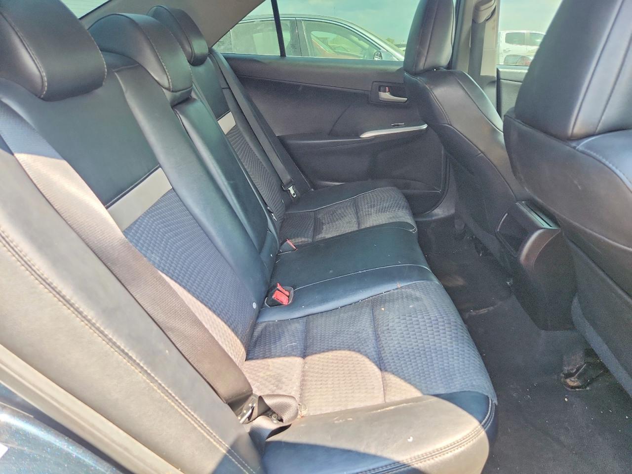 2014 Toyota Camry Se - zdjęcie 10