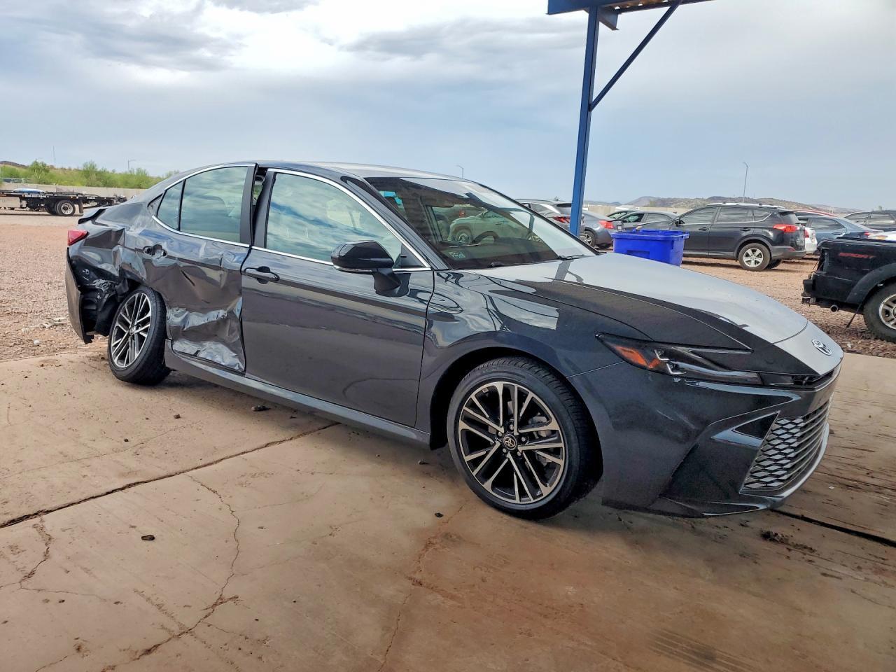 2026 Toyota Camry Xle - zdjęcie 4