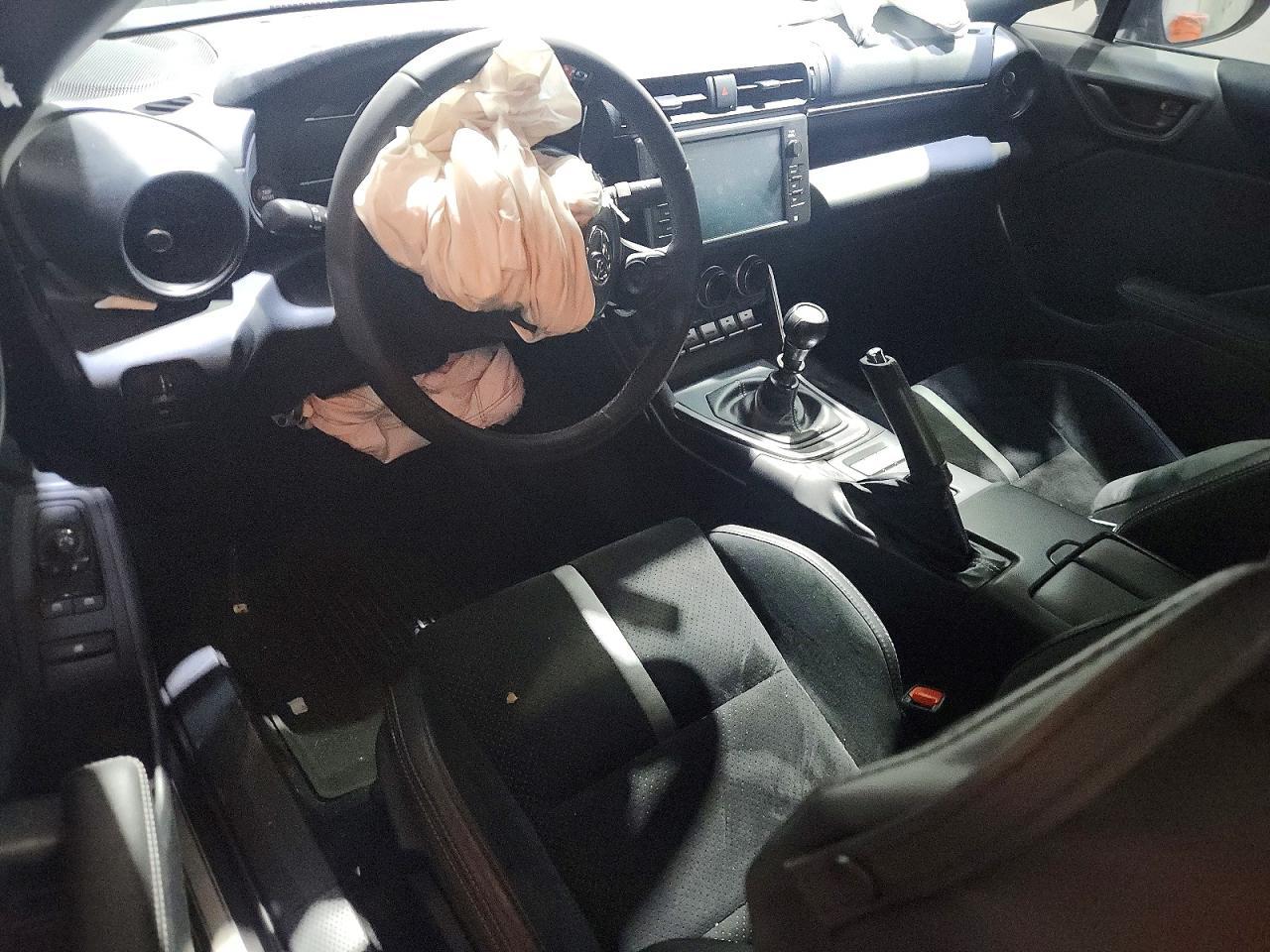 2024 Toyota Gr 86 Premium - zdjęcie 8