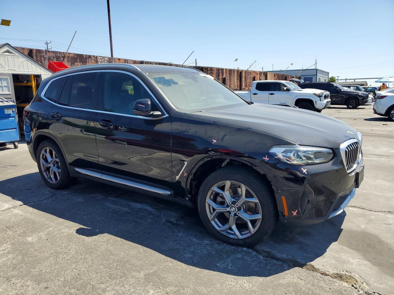 2024 BMW X3 xDrive30I - zdjęcie 4