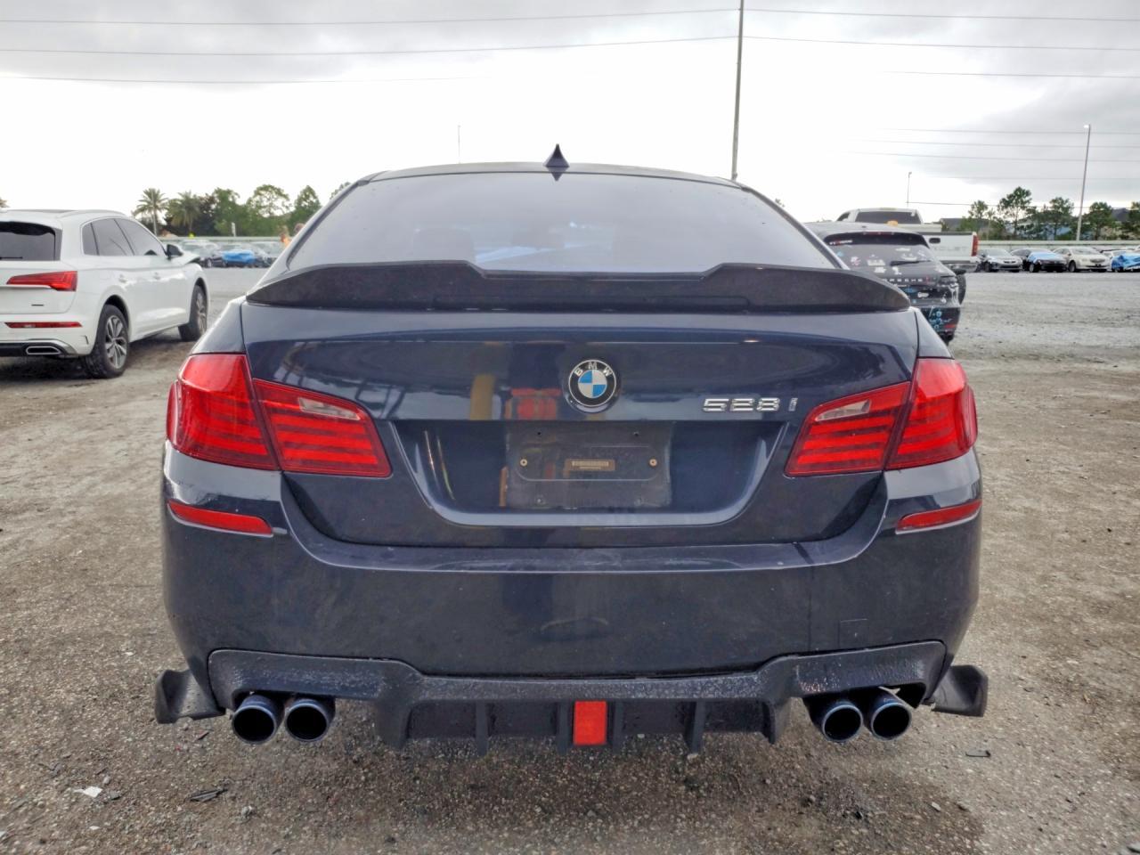 2013 BMW 528 I - zdjęcie 6