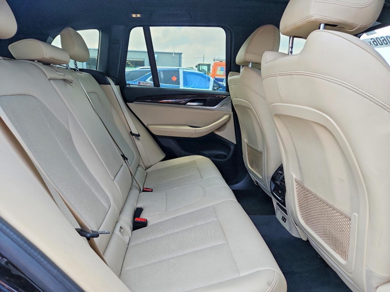 2022 BMW X3 xDrive30I - zdjęcie 11
