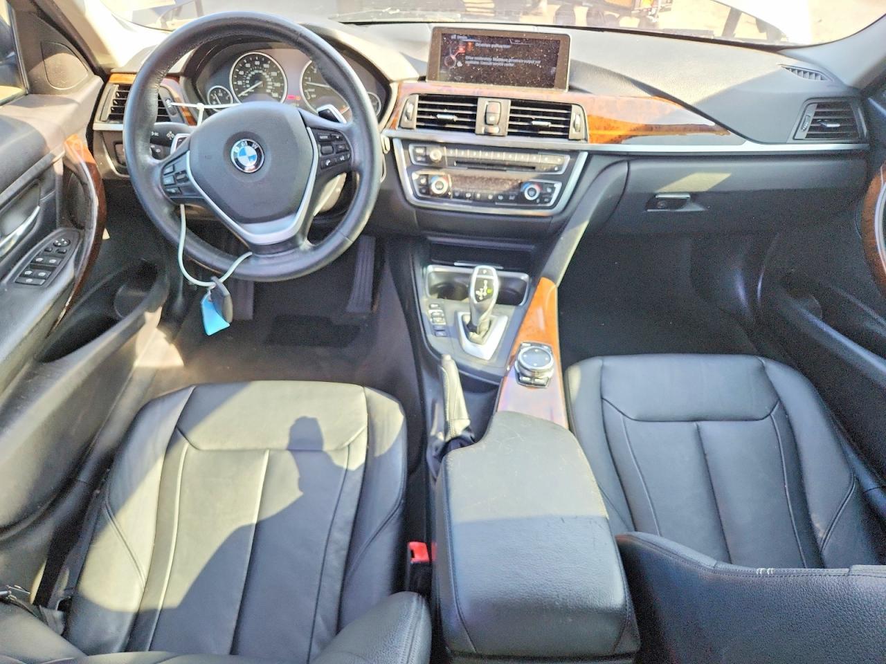 2014 BMW 328 Xi - zdjęcie 8
