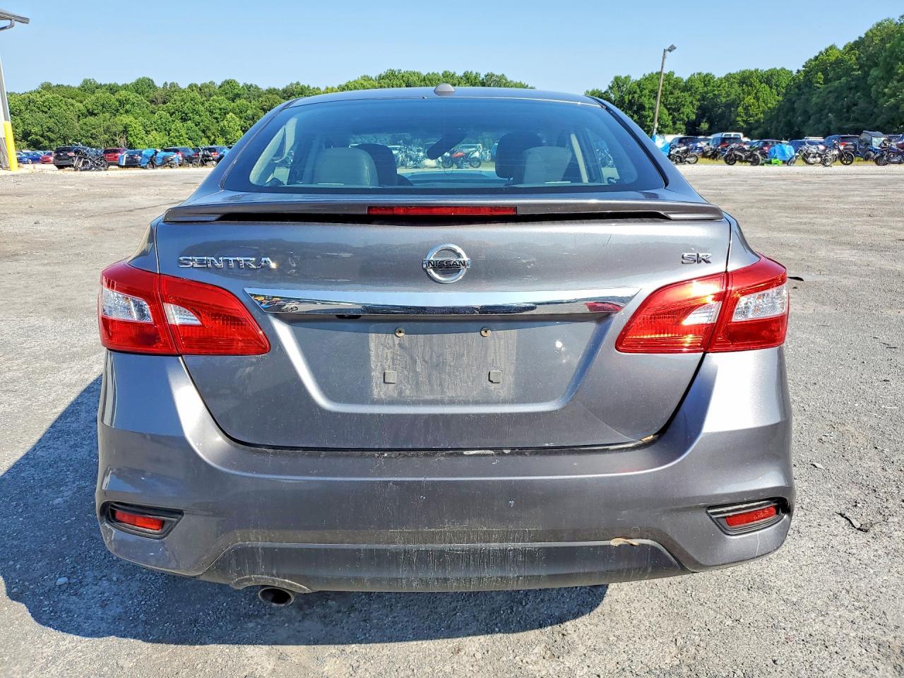 2018 Nissan Sentra - zdjęcie 6