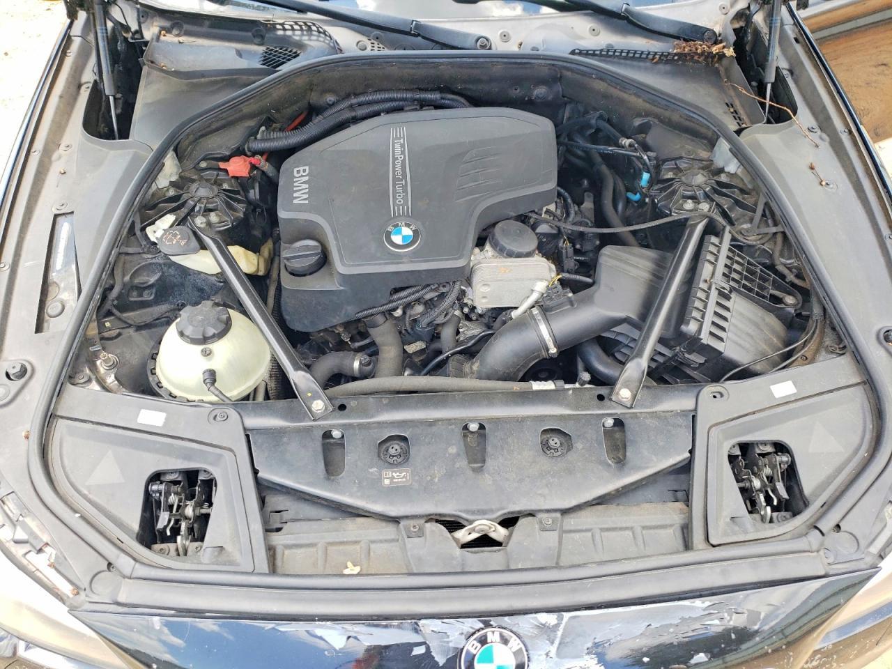 2016 BMW Seria 5 528i - zdjęcie 11