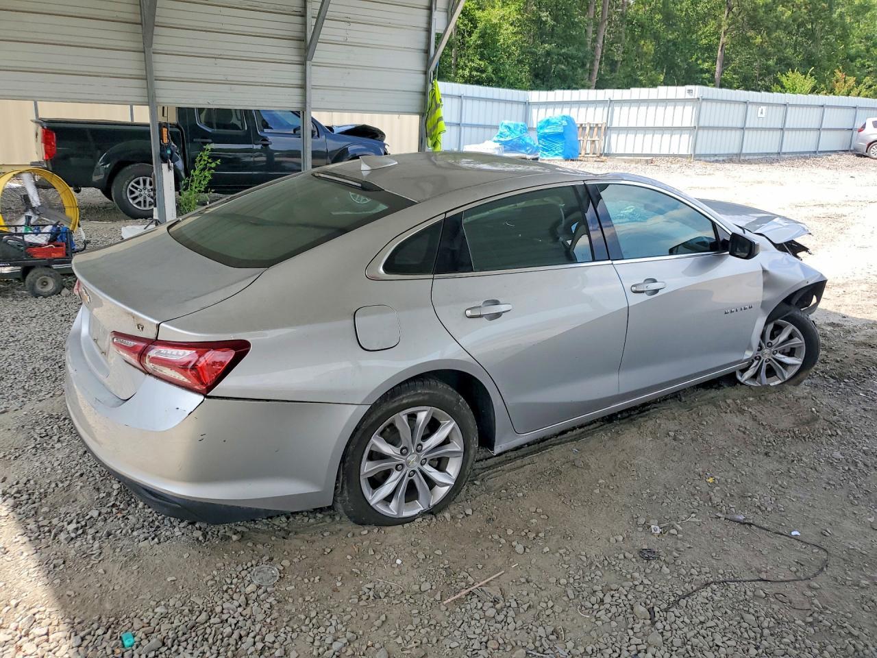 2020 Chevrolet Malibu Lt - zdjęcie 3
