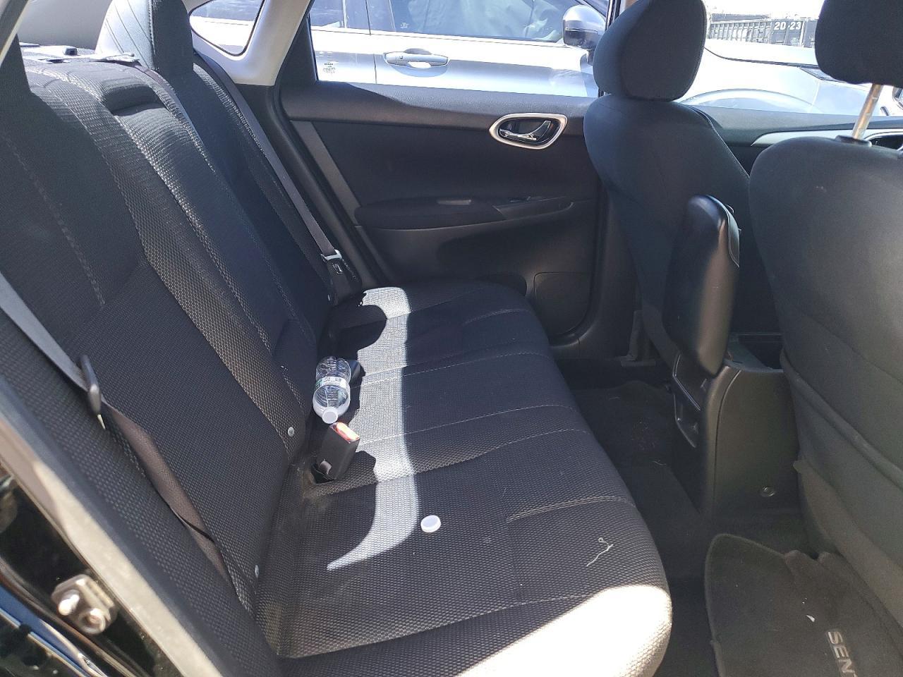 2013 Nissan Sentra S - zdjęcie 11