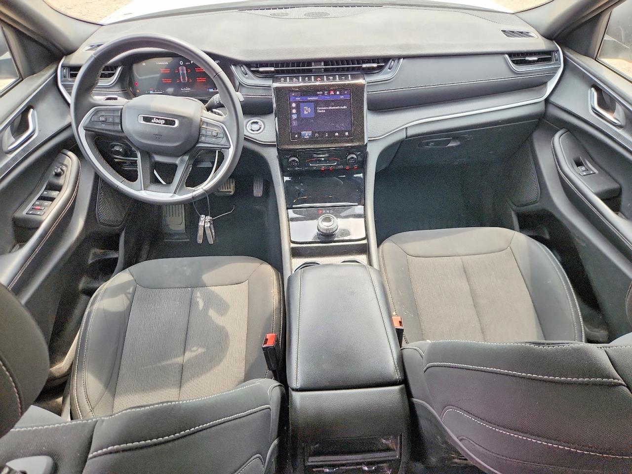 2024 Jeep Grand Cherokee Laredo - zdjęcie 8