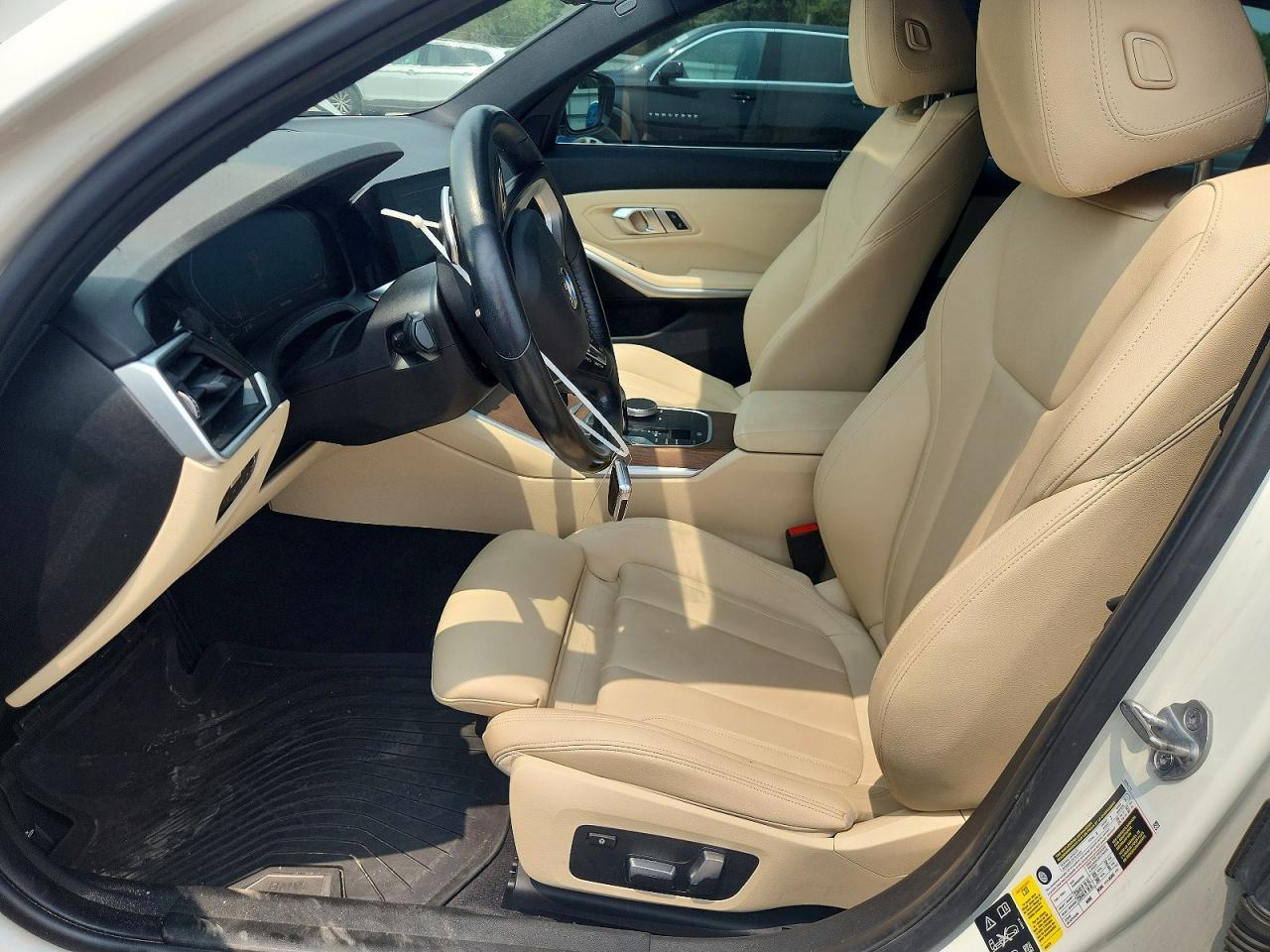 2019 BMW Seria 3 330i - zdjęcie 7