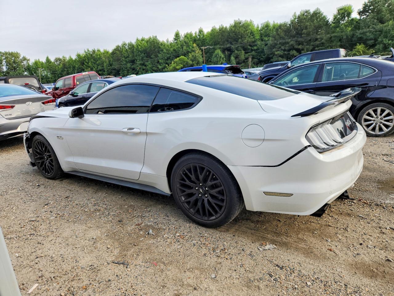 2016 Ford Mustang Gt - zdjęcie 2