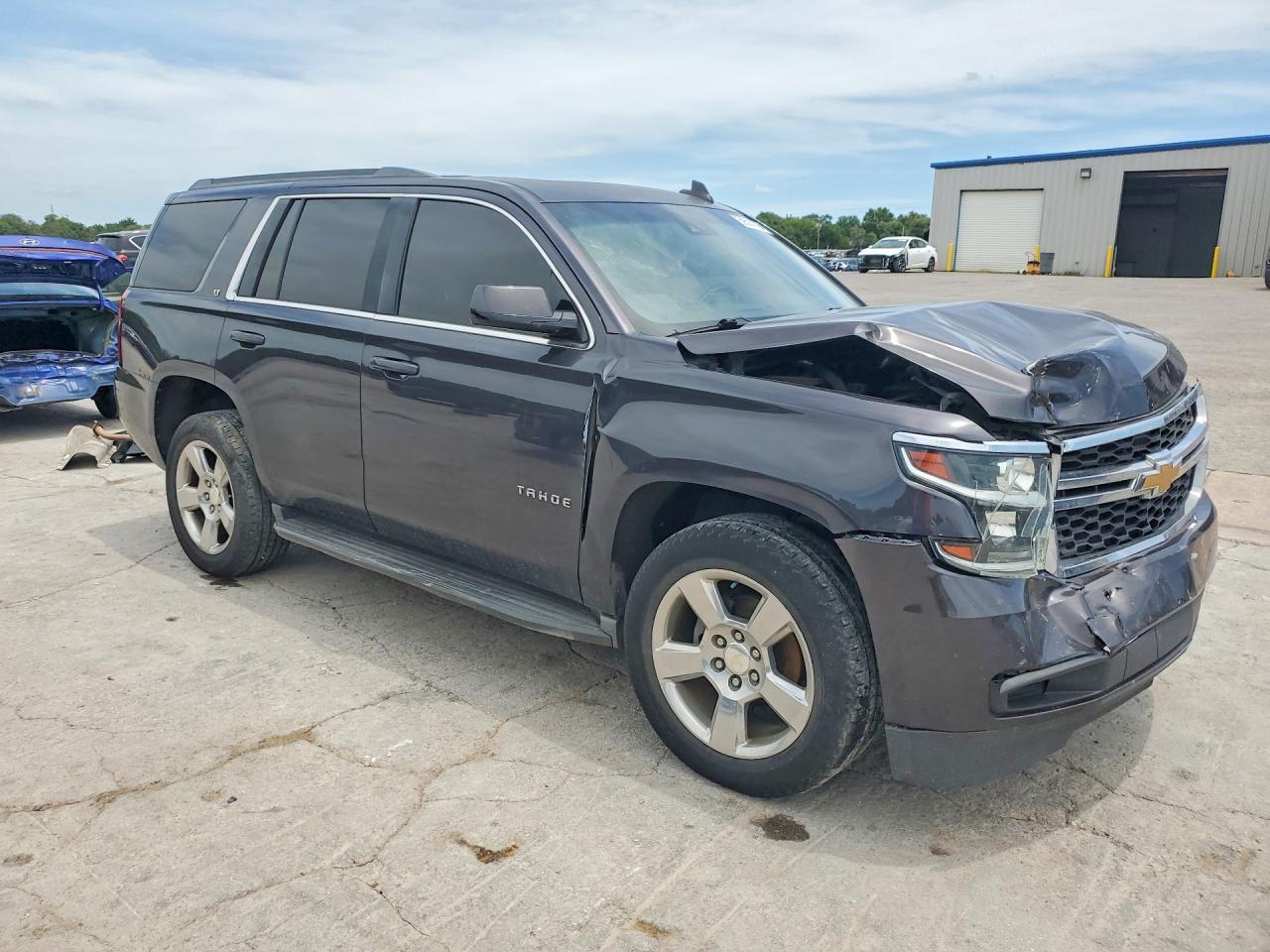 2016 Chevrolet Tahoe C1500 Lt - zdjęcie 4