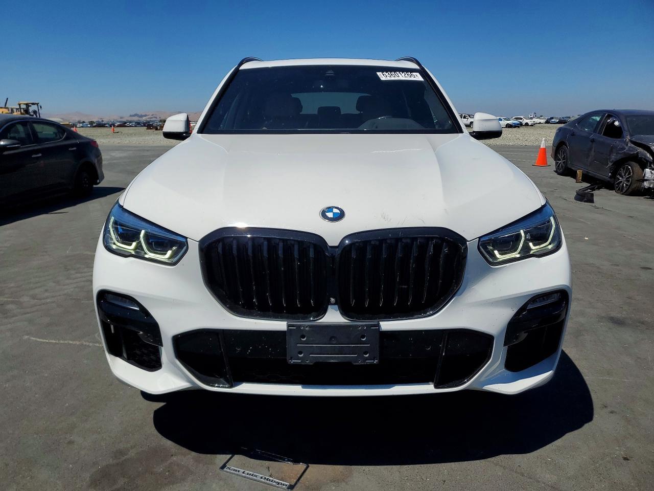 2021 BMW X5 xDrive45E - zdjęcie 5