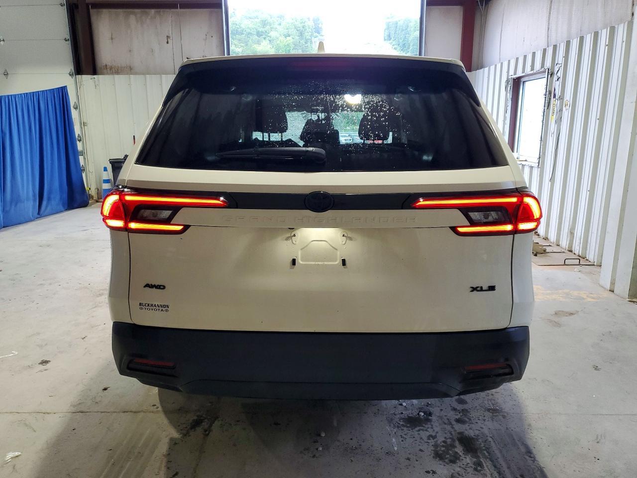 2024 Toyota Grand Highlander Xle - zdjęcie 6