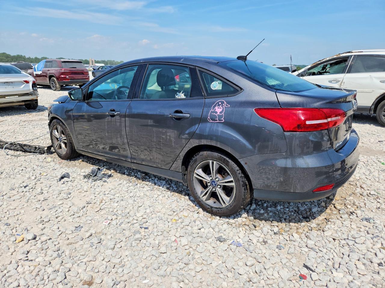 2017 Ford Focus Se - zdjęcie 2