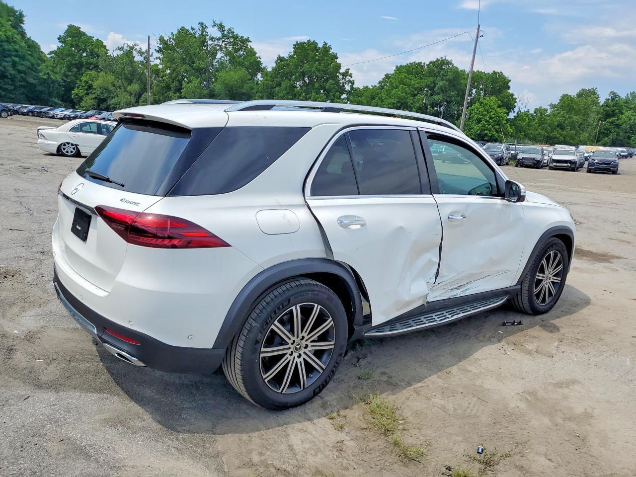 2025 Mercedes-Benz Gle 450 4Matic - zdjęcie 3