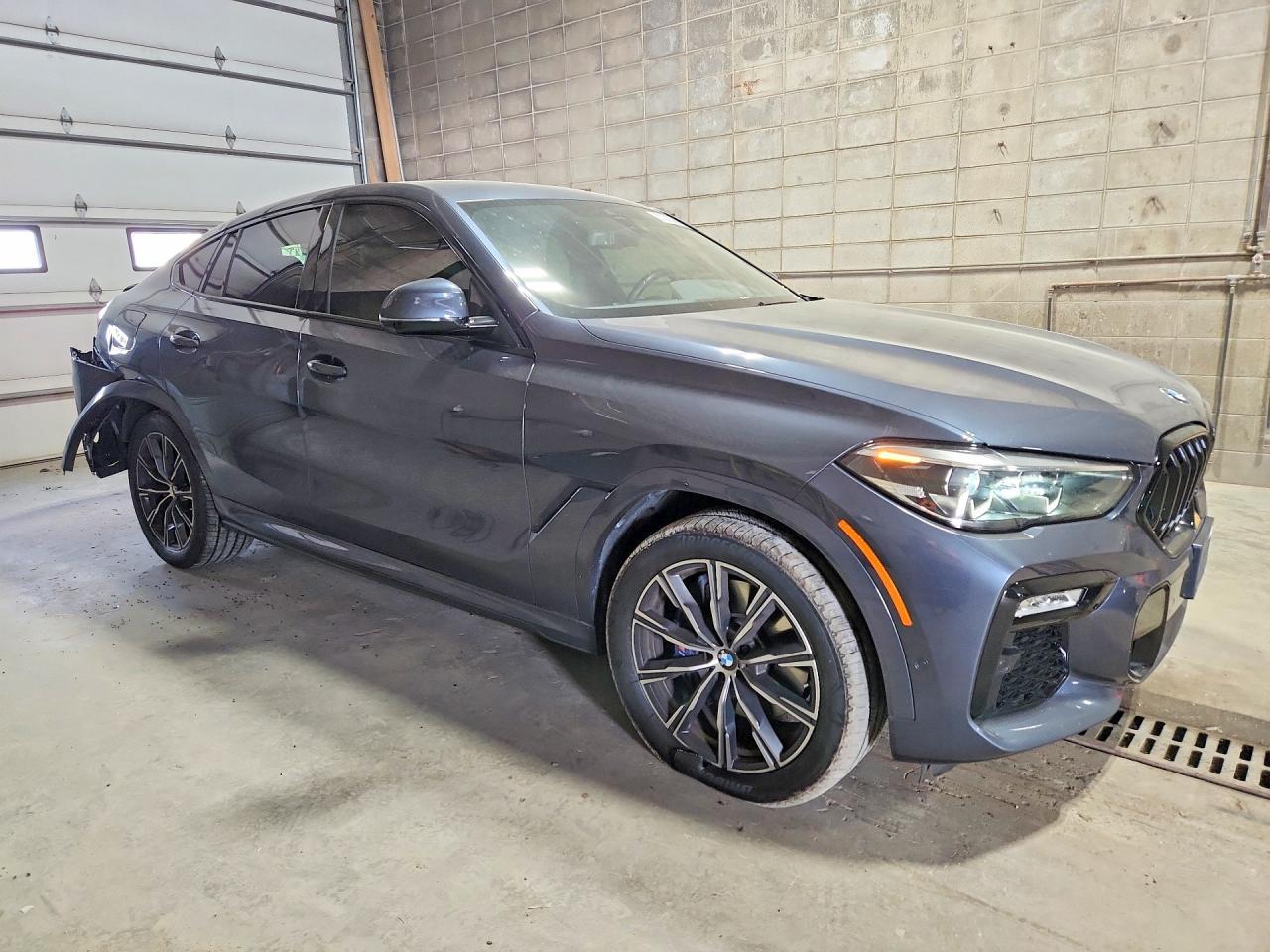 2021 BMW X6 xDrive40I - zdjęcie 4