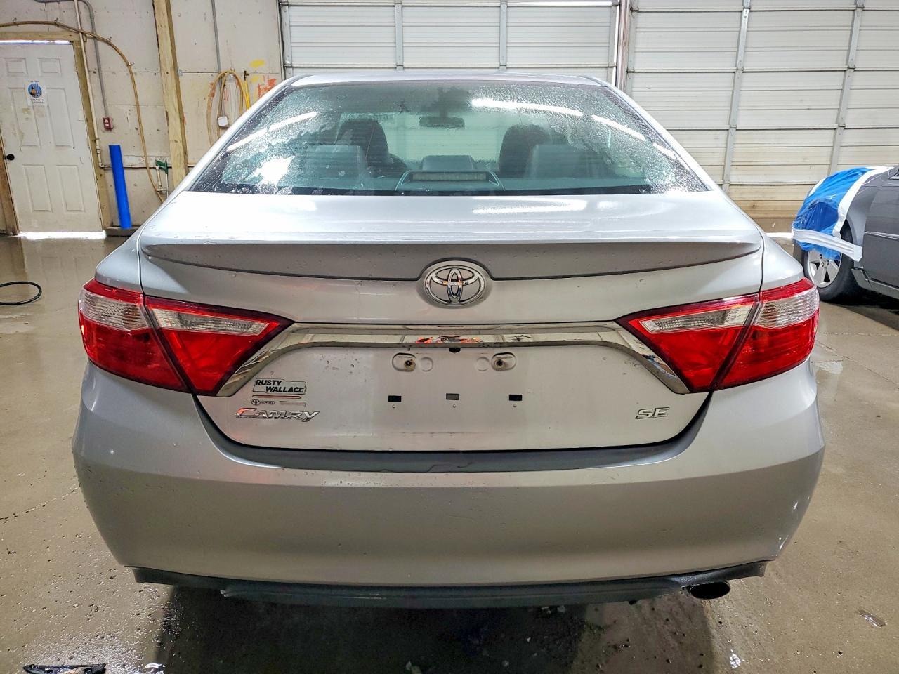 2017 Toyota Camry Se - zdjęcie 6