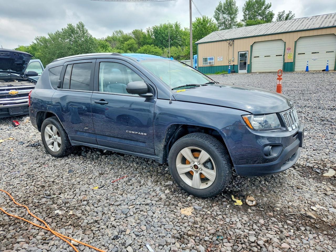 2014 Jeep Compass Latitude - zdjęcie 4