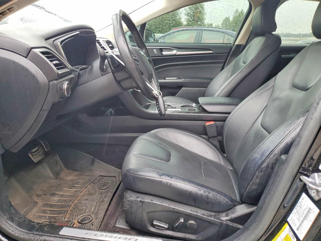 2017 Ford Fusion Titanium - zdjęcie 7