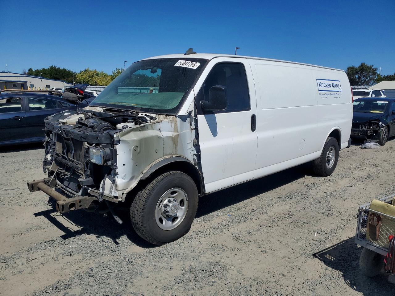 2016 Chevrolet Express G2500 - zdjęcie główne