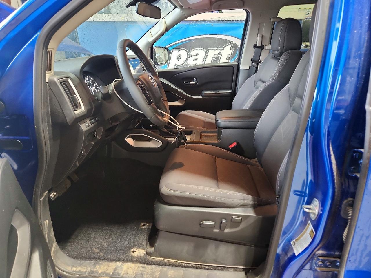 2025 Nissan Frontier Sv - zdjęcie 7