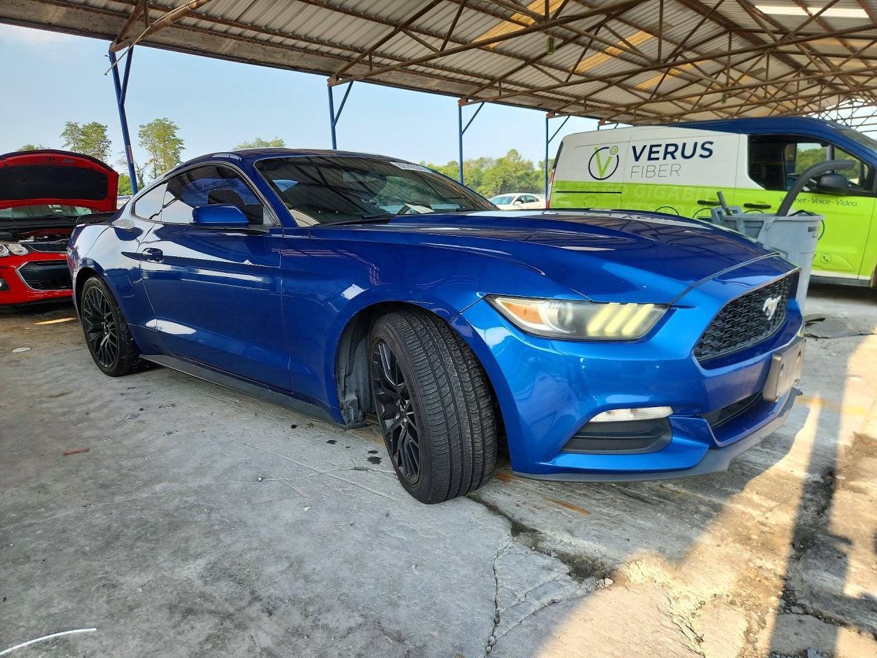 2017 Ford Mustang - zdjęcie 4