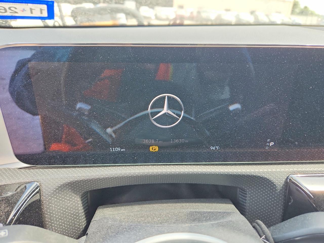 2025 Mercedes-Benz Cla 250 - zdjęcie 9
