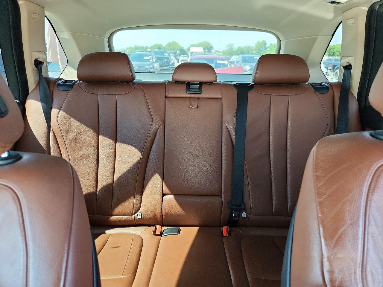 2015 BMW X5 xDrive35I - zdjęcie 10