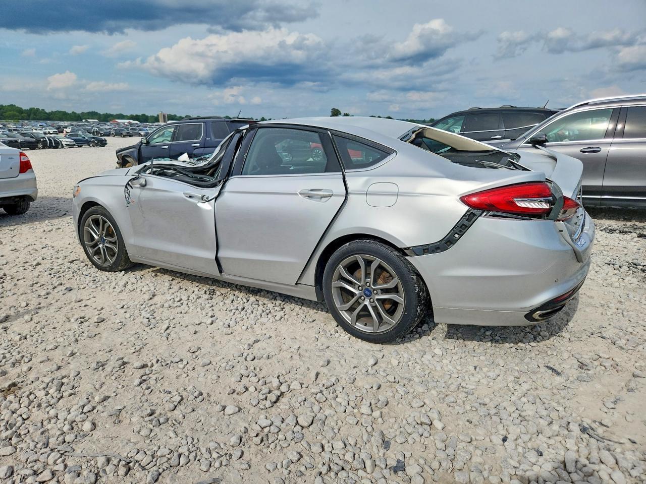 2017 Ford Fusion Se - zdjęcie 2