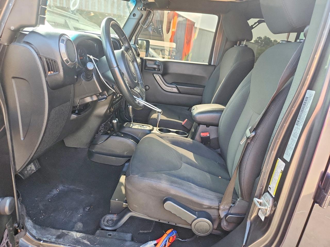 2018 Jeep Wrangler Unlimited Sport - zdjęcie 7
