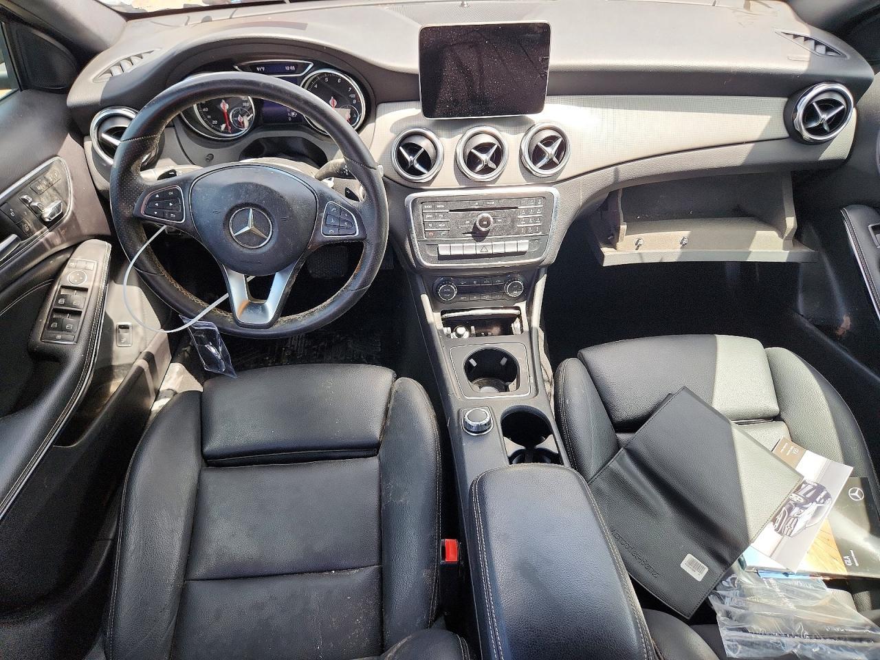 2018 Mercedes-Benz Gla 250 - zdjęcie 8