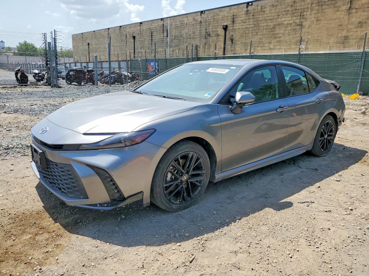 2025 Toyota Camry Se - zdjęcie główne