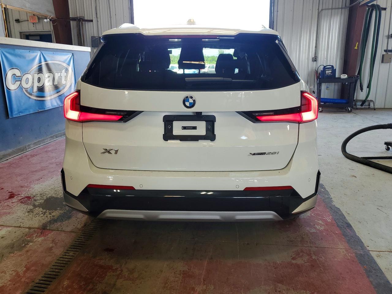 2025 BMW X1 xDrive28I - zdjęcie 6