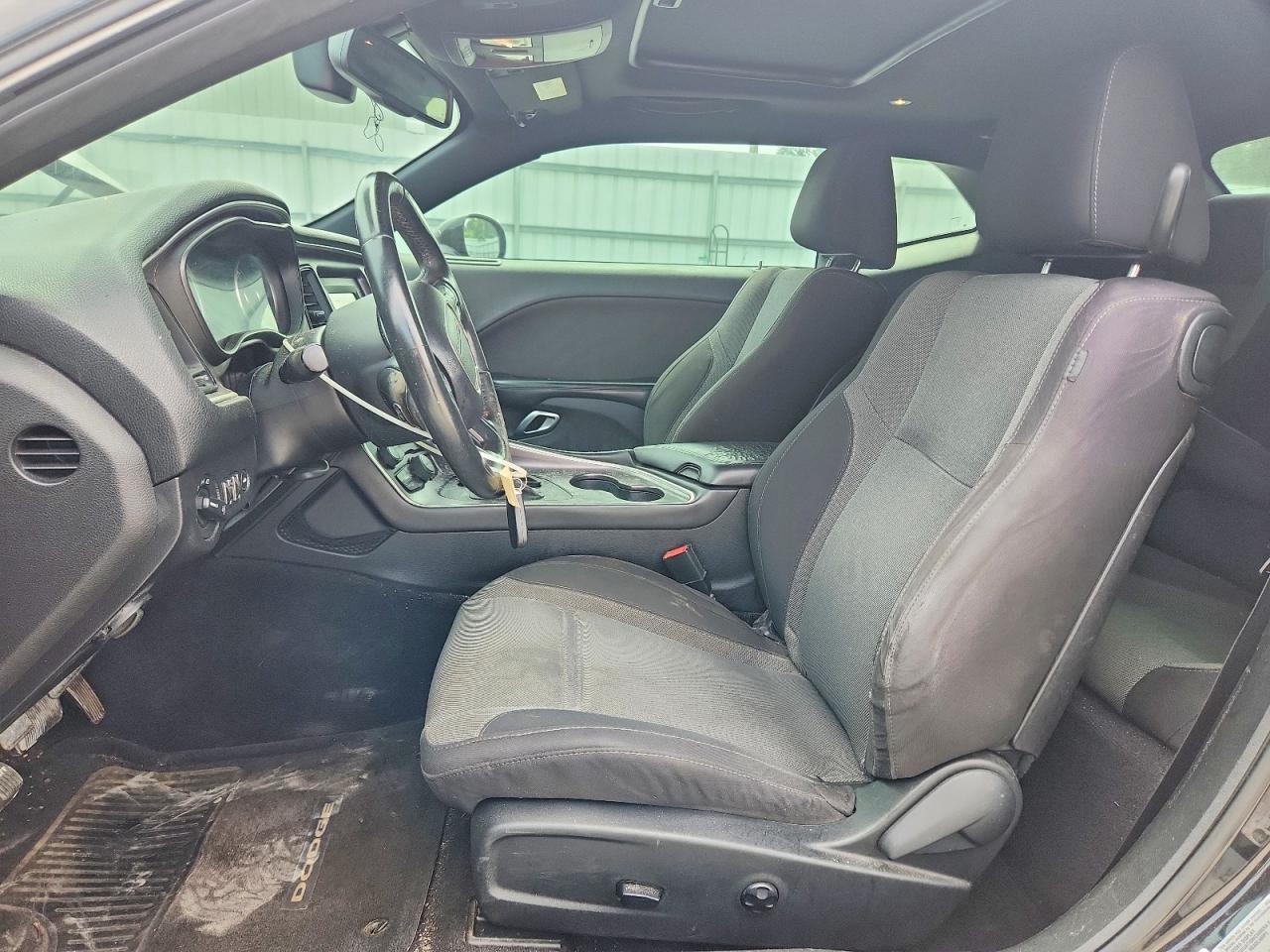 2015 Dodge Challenger Sxt - zdjęcie 7