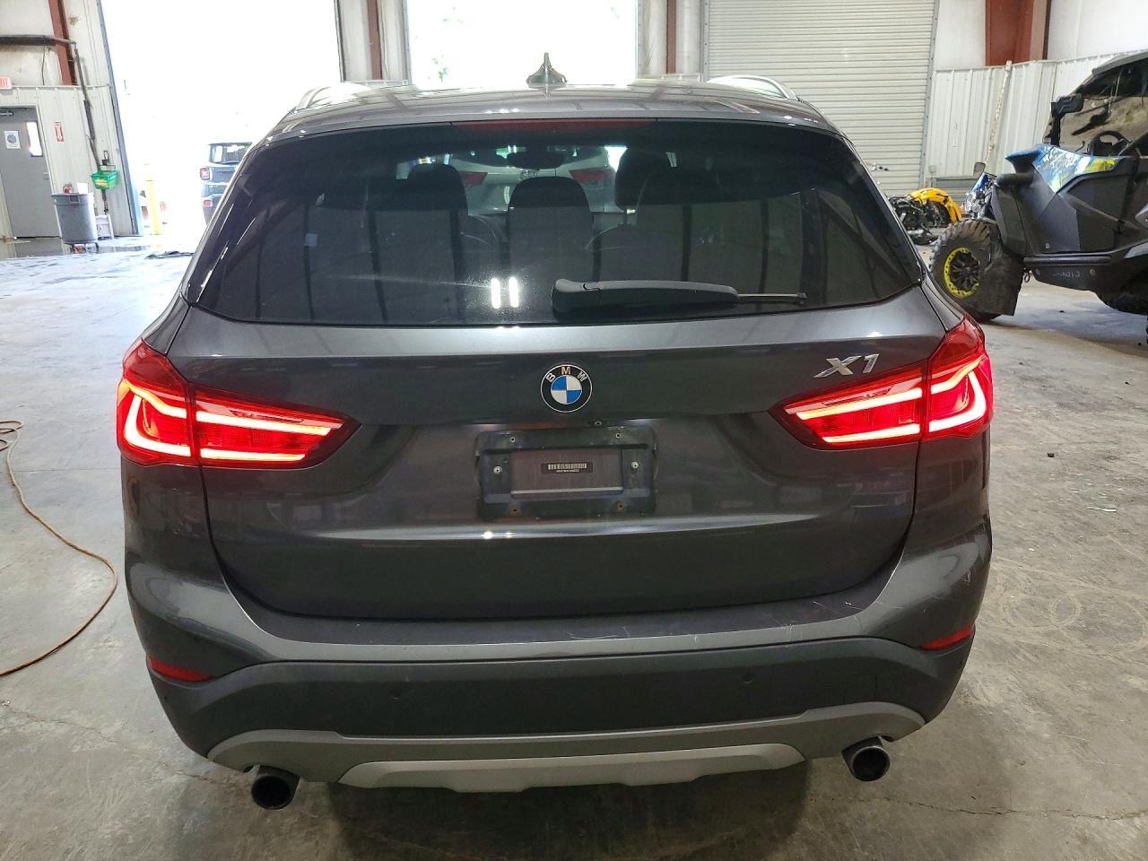 2016 BMW X1 xDrive28I - zdjęcie 6