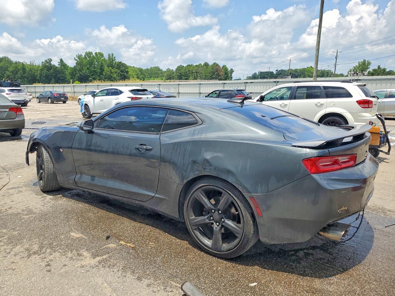 2018 Chevrolet Camaro Lt - zdjęcie 2