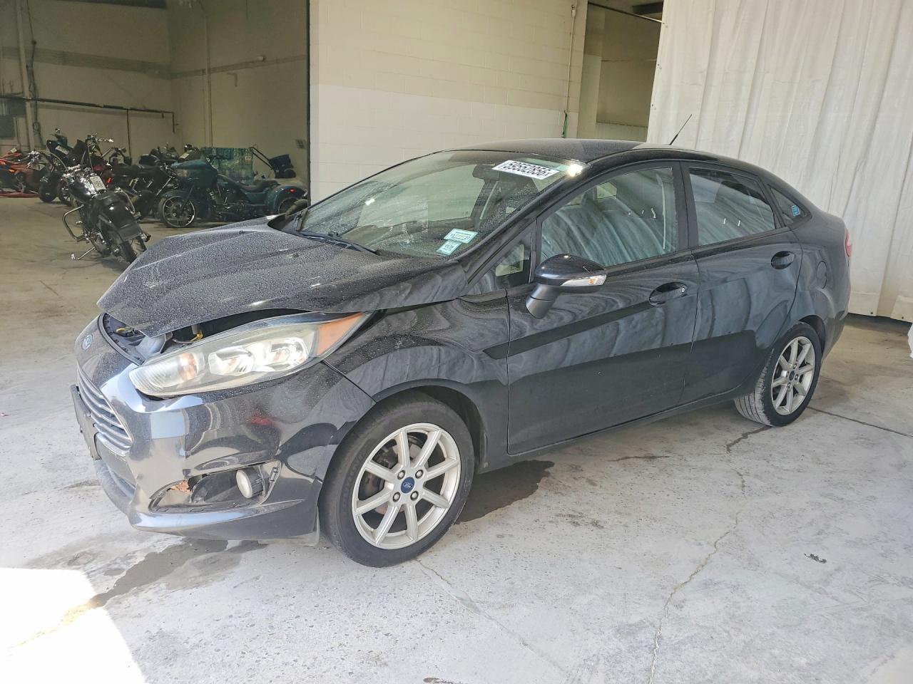 2017 Ford Fiesta Se - zdjęcie główne