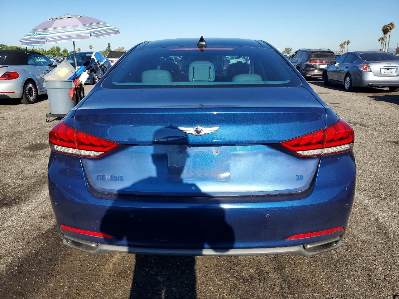 2015 Hyundai Genesis 3.8L - zdjęcie 6