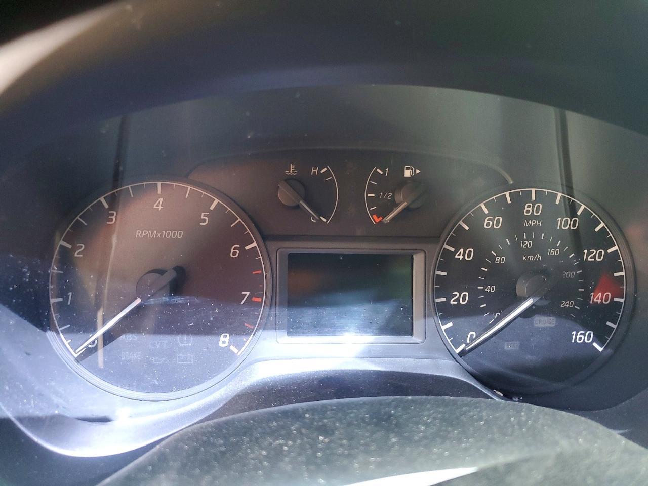 2013 Nissan Sentra S - zdjęcie 9