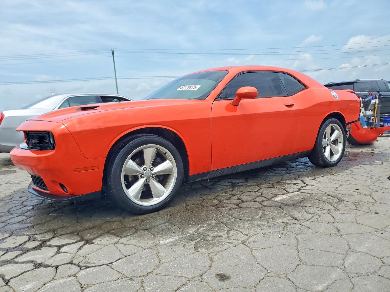 2016 Dodge Challenger Sxt - zdjęcie główne