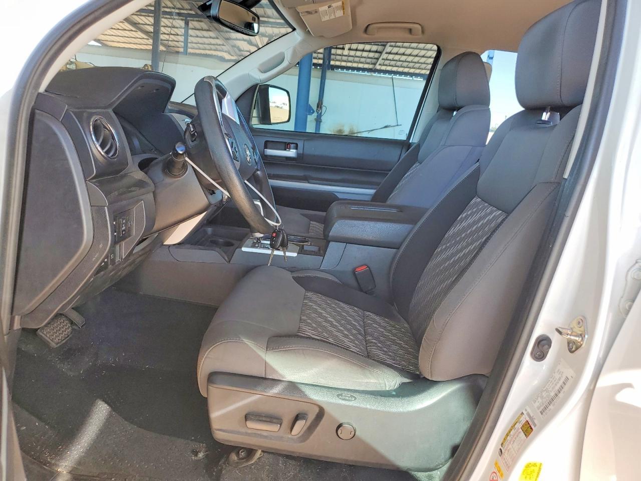 2019 Toyota Tundra Sr5 - zdjęcie 7