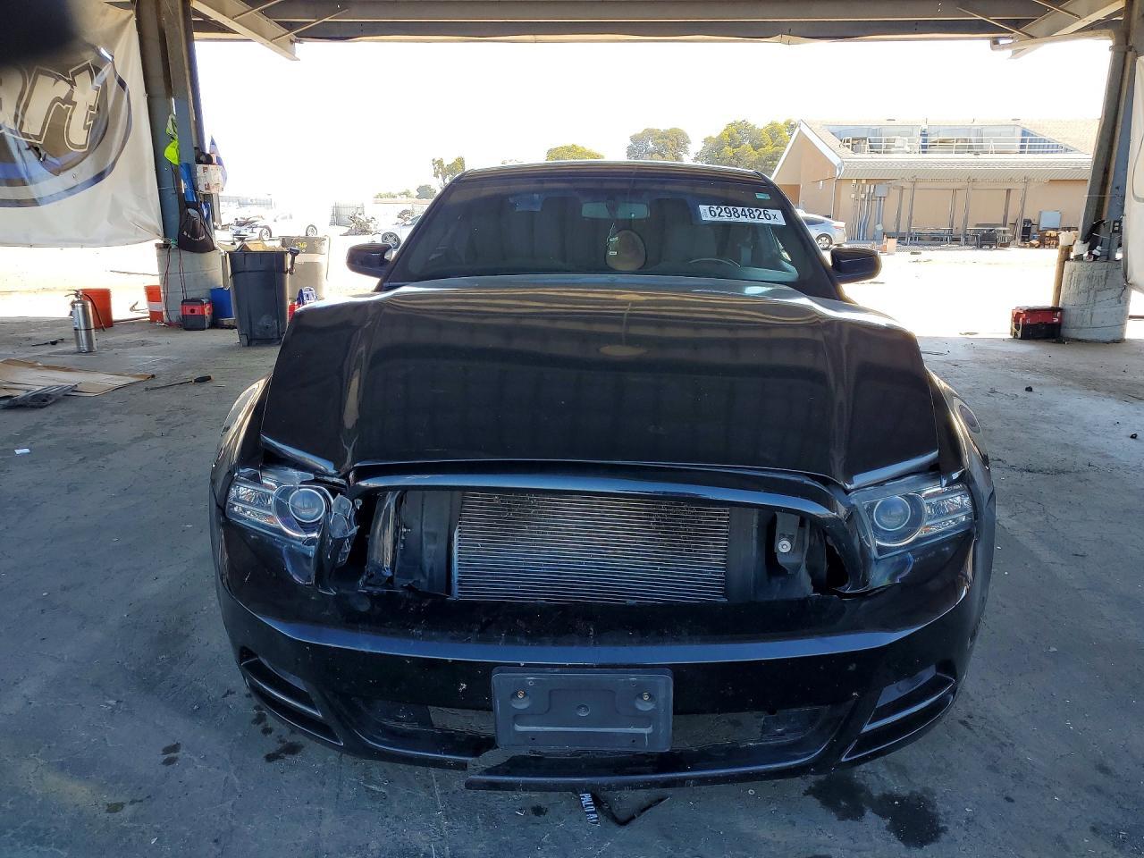 2014 Ford Mustang - zdjęcie 5