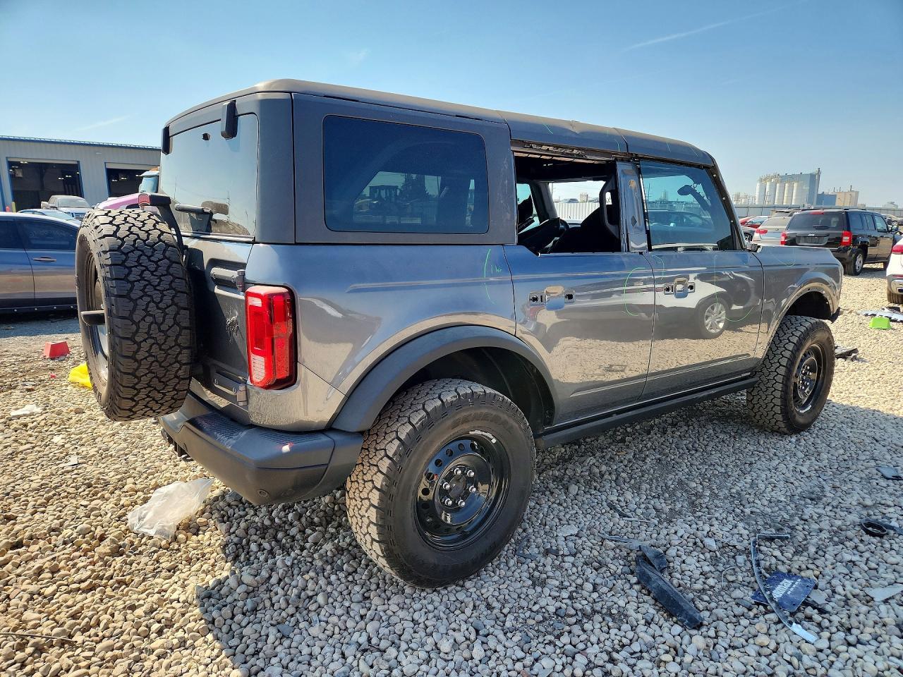 2023 Ford Bronco Base - zdjęcie 3