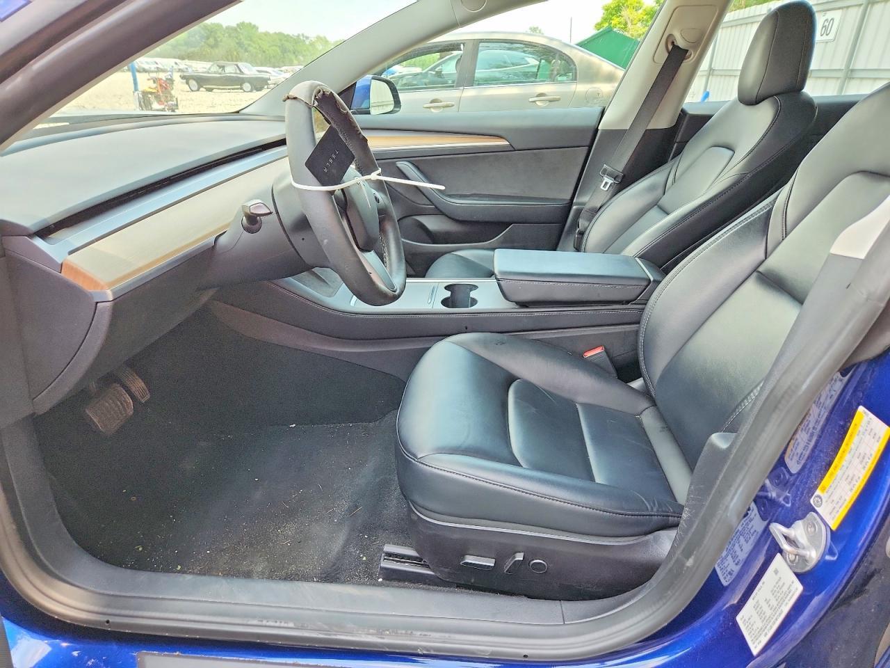 2022 Tesla Model 3 - zdjęcie 7